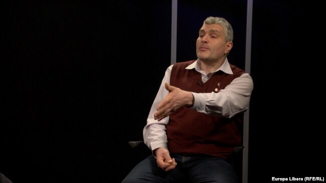 Modificarea Constituției și a sistemului electoral la inițiativa președintelui: pârjoale vechi, pârjoale proaspete...