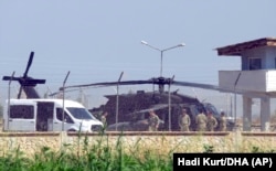 Вертолеты Армии США, вместе с ВВС Турции участвовавшие в ударах по территории Сирии. 27 августа 2019 года