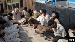 معتقلون عراقيون في بعقوبة
