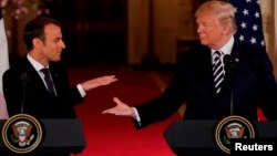 Франция президенті Эммануэль Макрон АҚШ президенті Дональд Трамппен кездесуде. Вашингтон, 24 сәуір 2018 жыл.