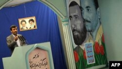 محمود احمدی‌نژاد در نماز جمعه تهران