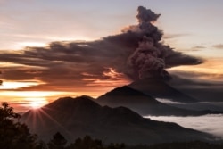 Вид на вулкан Агунг, Бали, 2017 год