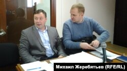 Адвокаты Юрий Михайлов (слева) и Александр Иванов