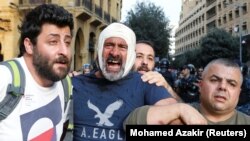 Protestatar rănit în tmpul demonstrațiilor de la Beirut 