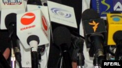 یکی از دست آورد های دهه گذشته آزادی بیان گفته شده است.