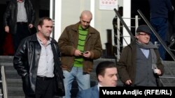 Deo pripadnika 177. Vojno-teritorijalnog odreda Vojske Jugoslavije, poznatog pod imenom "Šakali", koji su osuđeni za ratne zločine protiv albanskih civila u regionu Peći, Beograd, 11. februar 2014.