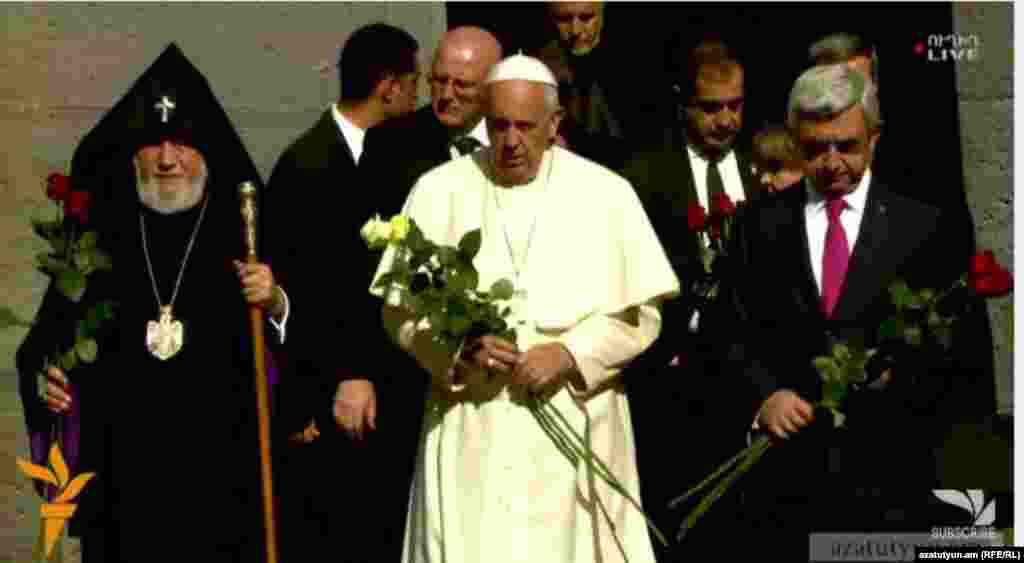 Armenia - Pope Francisc visited Tsitsernakaberd Armenian Genocide Memorial, 25June, 2016