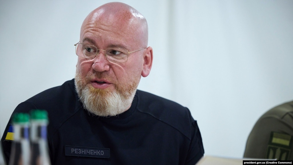 Валентин Резніченко повідомив, що загалом у ніч на 11 серпня російські загарбники атакували чотири райони області