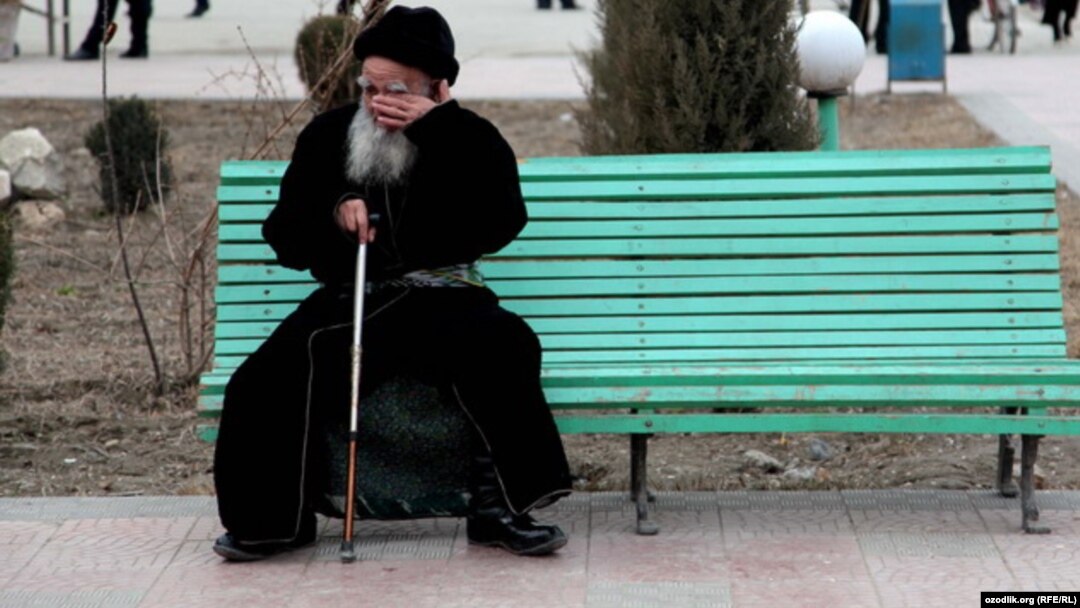 жалаңаш үлкен милфтер