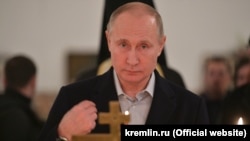 ولادیمیر پوتین می‌گوید روسیه نیز برنامه تلافی‌جویانه‌ای در مقابل آمریکا دارد، اما فعلا دست نگه داشته است.