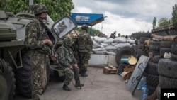 Украинские военные на окраине Славянска
