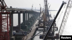 Строительство российского моста через Керченский пролив. Декабрь 2017 года