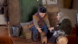 Păpuși siberiene: pensionarii epocii post-sovietice în miniatură