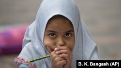 په پاکستان کې د مارچ له نیمايي راهیسې ښوونځي تړلي