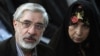 امیرارجمند: خانواده موسوی تهدید شده‌اند اطلاع‌رسانی نکنند