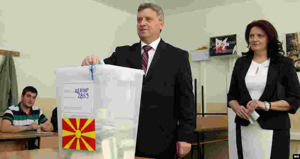 Macedonia - President Gjorge Ivanov votes on first round of presidential elections in SKopje - 13Apr2014