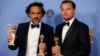 Режиссер Алехандро Гонсалес Иньярриту (слева) и актер Леонардо Ди Каприо после вручения премии «Золотой глобус».Беверли-Хиллз, 10 января 2016 года.