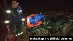 Эвакуация мужчины с травмой ноги из горно-лесной зоны в Крыму. 16 марта 2019 года