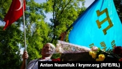 Пам'ятні заходи з нагоди річниці депортації кримських татар. Крим, Сімферополь