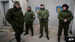 Боевики пророссийской «крымской самообороны» захватили военный госпиталь ВСУ в Симферополе, 10 марта 2014 г.