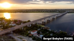 Антоновский мост соединял правобережную и левобережную части Херсона, июль 2022 года