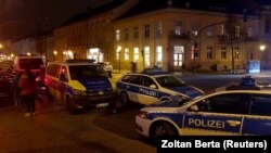 Policija na mestu božićnjeg sajma u potsdamu