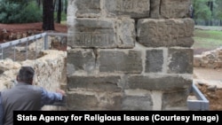 Надписи древнегрузинским алфавитом асомтаврули