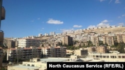 Вид на Дамаск из пригорода, где до войны проживали представители кавказской диаспоры