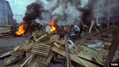 Курсовая работа по теме Штурм Белого дома в Москве: история конфликта