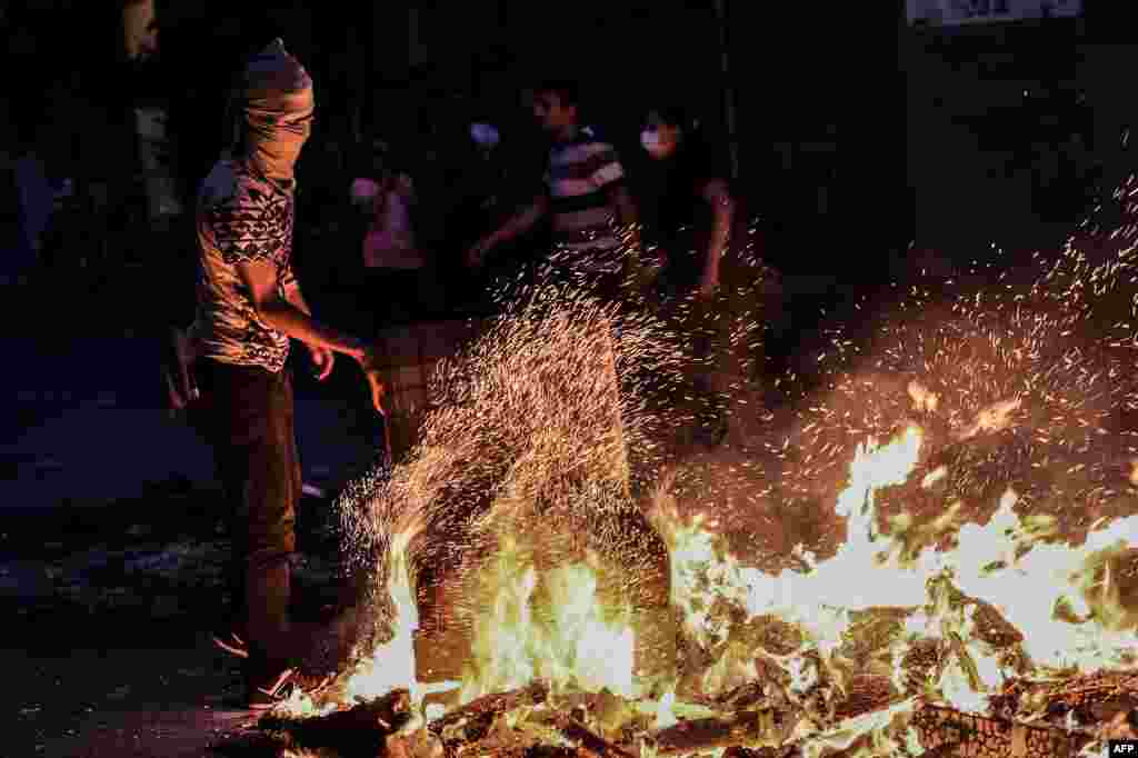 Türkiyə polisi cümə günündən başlayaraq bütün ölkə üzrə genişmiqyaslı antiterror əməliyyatına başlayıb. Əməliyyatın məqsədi ölkədə İŞİD tərəfdarları və PKK yaraqlılarının aşkar edilməsidir. İstanbul 26 iyul 2015