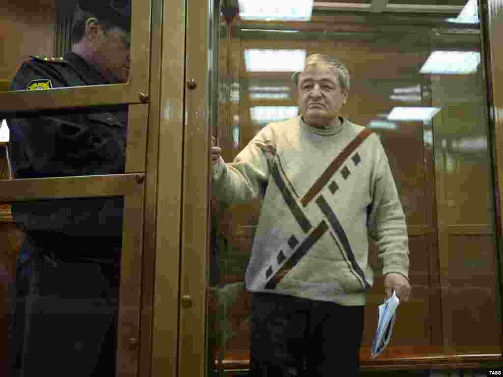 Russia -- Chechen native Khalid Khuguev, 09Dec2009 - Организатор терактов в Москве, произошедших в 1999 году в гостинице "Интурист" и торговом центре "Охотный ряд", Халид Хугуев, приговоренный к 25 годам лишения свободы, в Мосгорсуде