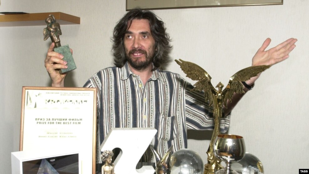 7DB65F1F 03DB 4478 A741 E8D098A2EF63 w987 r1 s без искусства нет жизни