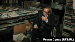 Ýasen Zasurski.