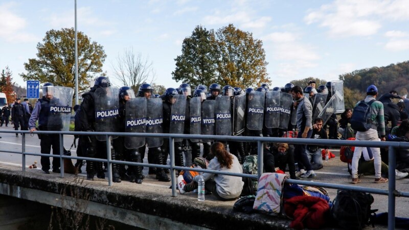BiH: Migranti izmješteni, granica deblokirana