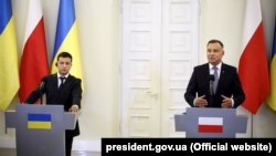 Президент України Володимир Зеленський (ліворуч) і президент Польщі Анджей Дуда. Варшава, 31 серпня 2019 року 