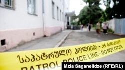 Georgia -- Police and ambulance at Tbilisi 139th secondary school. Tbilisi, 3June2015