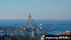 Вид на акваторию Севастопольского порта. Архивное фото