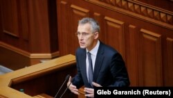 Sekretari i Përgjithshëm i NATO-s, Jens Stoltenberg në Ukrainë.