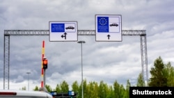 Естонія пропонує обговорити такі обмеження на рівні Європейського Союзу – довічну заборону на в’їзд до Шенгенської зони для всіх колишніх російських комбатантів, які воювали проти України