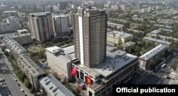 Гостиница Sheraton, открытая в Бишкеке по франшизе.