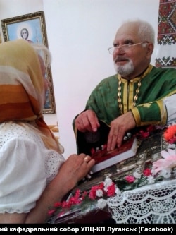 Отець Анатолій (Назаренко) настоятель Свято-Троїцького собору. Літо 2017 року