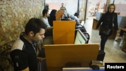 Many Iranians have long demanded an easing of online filtering by the state and better and faster access to the Internet. (file photo)