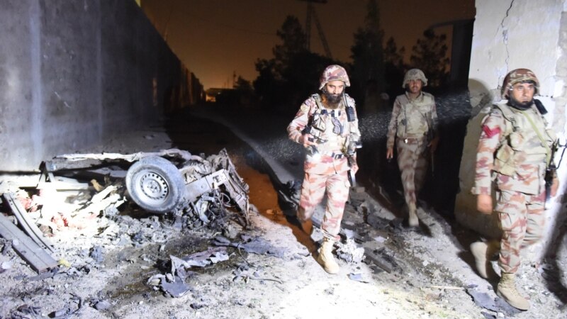 Во напад на талибанците во Пакистан загинаа 4 војници 