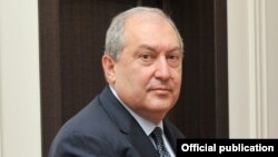 Armen Sarkisyan, arxiv foto