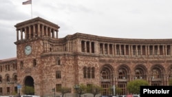 Здание правительства в Ереване