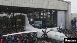 Презентація літака-демонстратор Ан-132Д, грудень 2016 року 