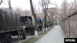 Armenia -- Security forces gathered in central location in Yerevan, 01March2010