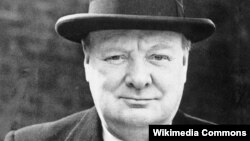 Уинстон Черчилль, из речи 8 мая 1945 года: "...Мы должны отдать должное нашим русским товарищам, чья отвага на полях сражений стала одним из важнейших слагаемых нашей общей победы". 