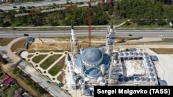 Вид на строительную площадку Соборной мечети в Симферополе, 2020 год