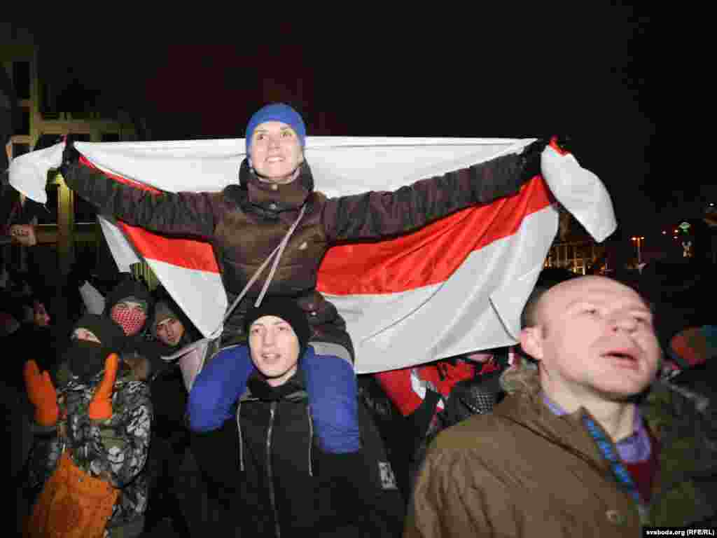У Мінську в день виборів президента Білорусі відбулися сутички опозиції і правоохоронців